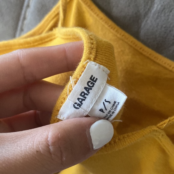 Garage crop top in yellow, small - Picture 3 of 3
